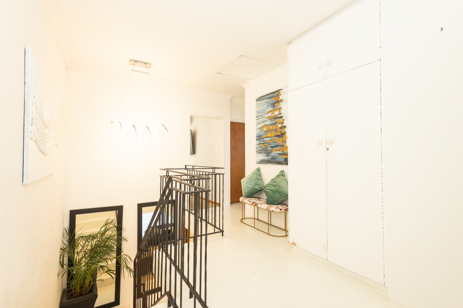 3 Bedroom Property for Sale in Hoheizen Western Cape